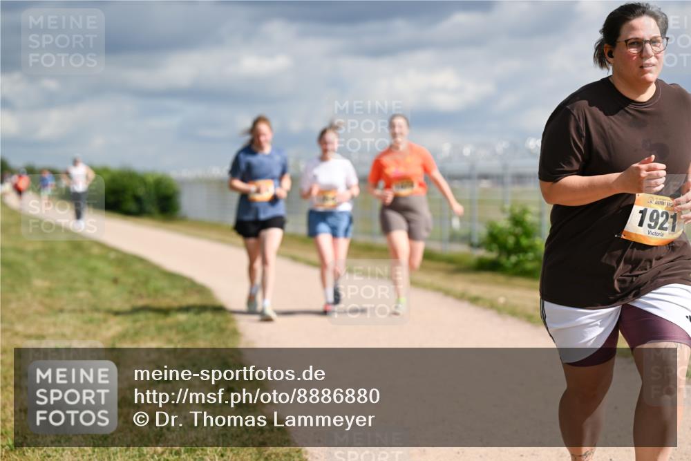 14.09.2025 - Airport Race Dr. Thomas Lammeyer http://msf.ph/oto/8886880 14.09.2025 12:48:29 Laufen 1921 meine-sportfotos.de