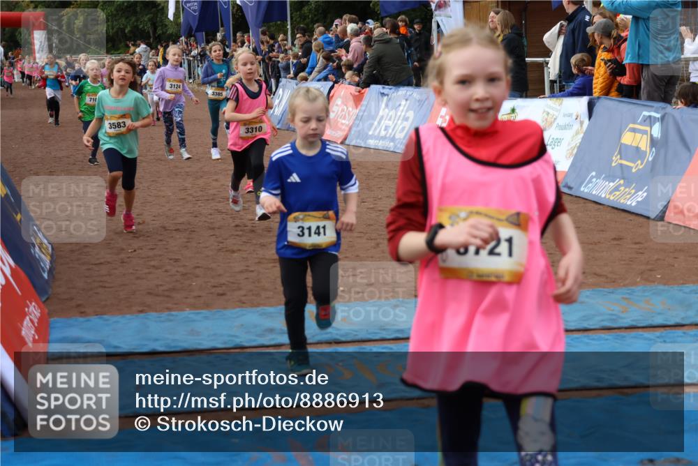 14.09.2025 - Airport Race Strokosch-Dieckow http://msf.ph/oto/8886913 14.09.2025 10:30:02 Ziel 3032, 3038, 3053, 3124, 3141, 3250, 3310, 3320, 3335, 3380, 3385, 3390, 3485, 3583, 3593, 3721, 3739, 3741, 3747 meine-sportfotos.de