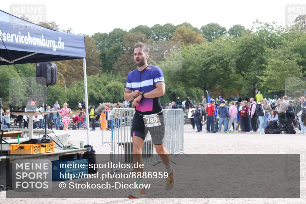 14.09.2025 - Stadtparktriathlon Strokosch-Dieckow http://msf.ph/oto/8886959 14.09.2025 11:32:06 Ziel 651, 691, 788 meine-sportfotos.de