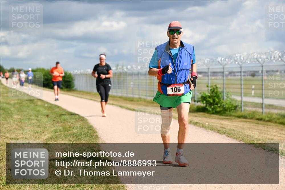 14.09.2025 - Airport Race Dr. Thomas Lammeyer http://msf.ph/oto/8886993 14.09.2025 12:48:56 Laufen 105 meine-sportfotos.de
