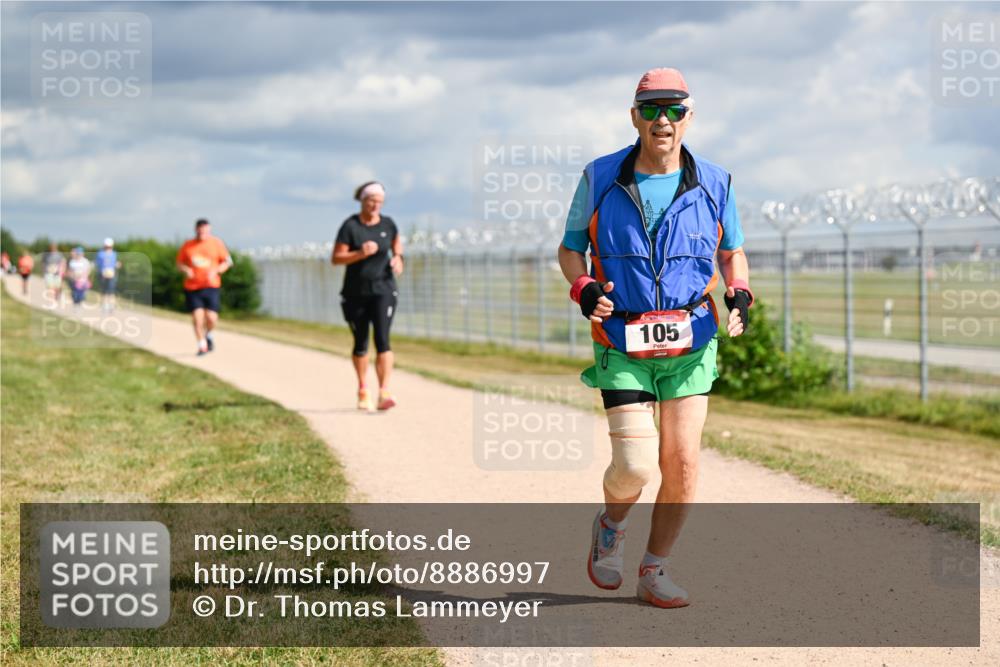 14.09.2025 - Airport Race Dr. Thomas Lammeyer http://msf.ph/oto/8886997 14.09.2025 12:48:56 Laufen 105 meine-sportfotos.de