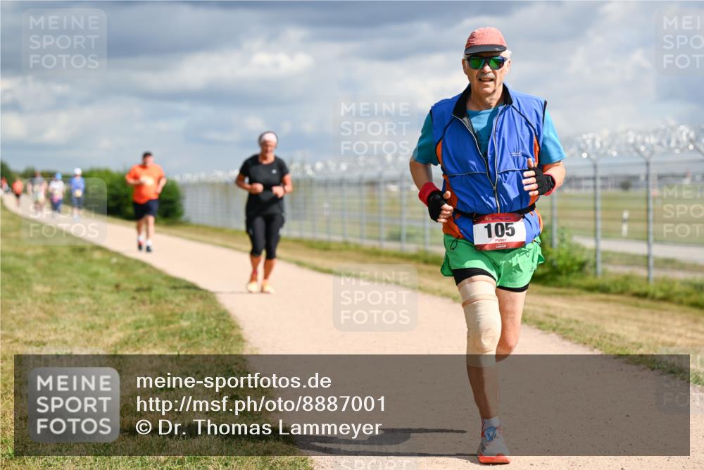 14.09.2025 - Airport Race Dr. Thomas Lammeyer http://msf.ph/oto/8887001 14.09.2025 12:48:56 Laufen 105 meine-sportfotos.de