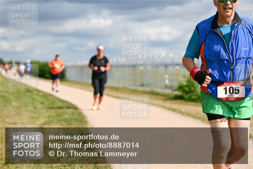 14.09.2025 - Airport Race Dr. Thomas Lammeyer http://msf.ph/oto/8887014 14.09.2025 12:48:57 Laufen 228, 105 meine-sportfotos.de