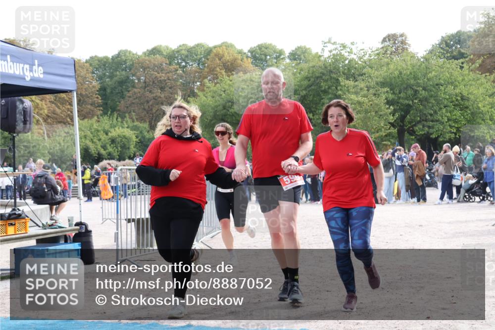 14.09.2025 - Stadtparktriathlon Strokosch-Dieckow http://msf.ph/oto/8887052 14.09.2025 11:32:45 Ziel 599, 677, 817 meine-sportfotos.de