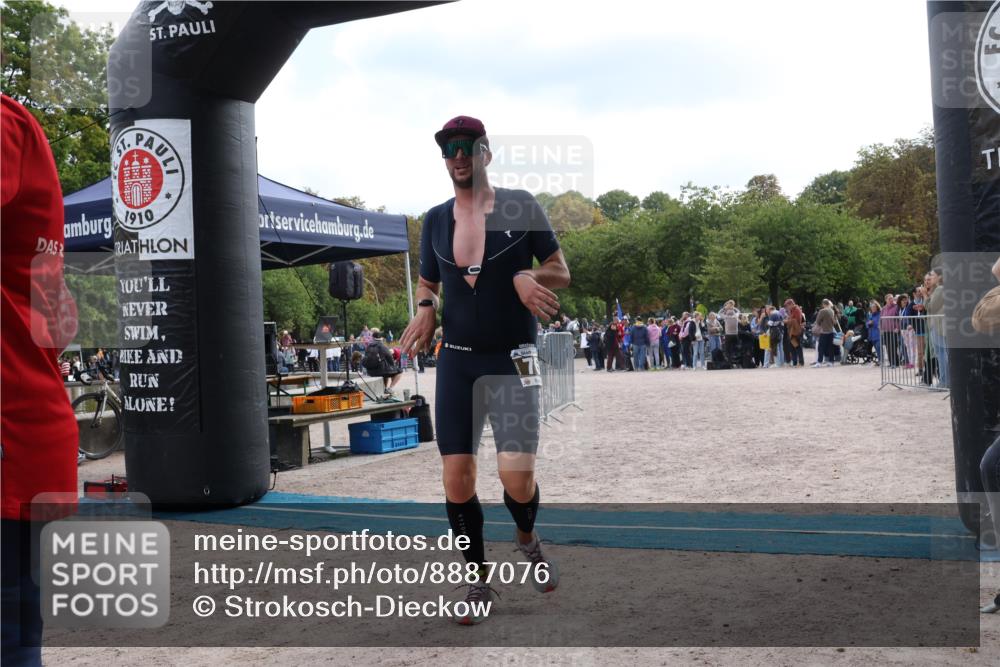 14.09.2025 - Stadtparktriathlon Strokosch-Dieckow http://msf.ph/oto/8887076 14.09.2025 11:32:55 Ziel 769 meine-sportfotos.de