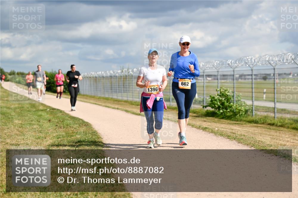 14.09.2025 - Airport Race Dr. Thomas Lammeyer http://msf.ph/oto/8887082 14.09.2025 12:49:16 Laufen 662, 1396 meine-sportfotos.de