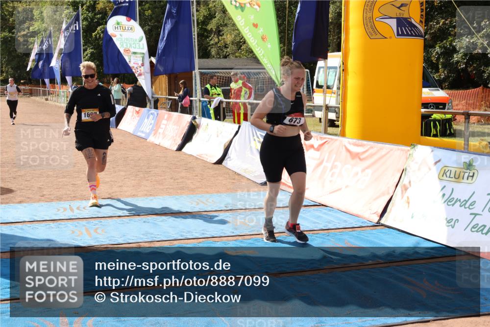 14.09.2025 - Airport Race Strokosch-Dieckow http://msf.ph/oto/8887099 14.09.2025 12:54:02 Ziel 673, 1252, 1327, 1627 meine-sportfotos.de