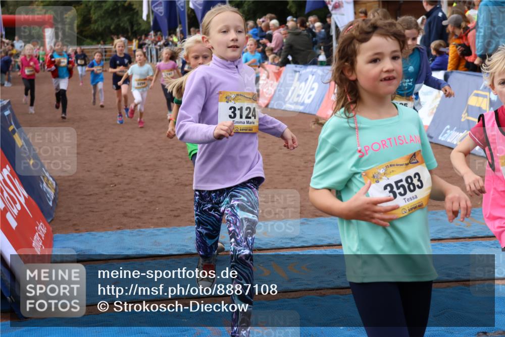 14.09.2025 - Airport Race Strokosch-Dieckow http://msf.ph/oto/8887108 14.09.2025 10:30:06 Ziel 3053, 3086, 3107, 3124, 3141, 3250, 3269, 3310, 3320, 3335, 3380, 3385, 3390, 3485, 3566, 3583, 3747 meine-sportfotos.de