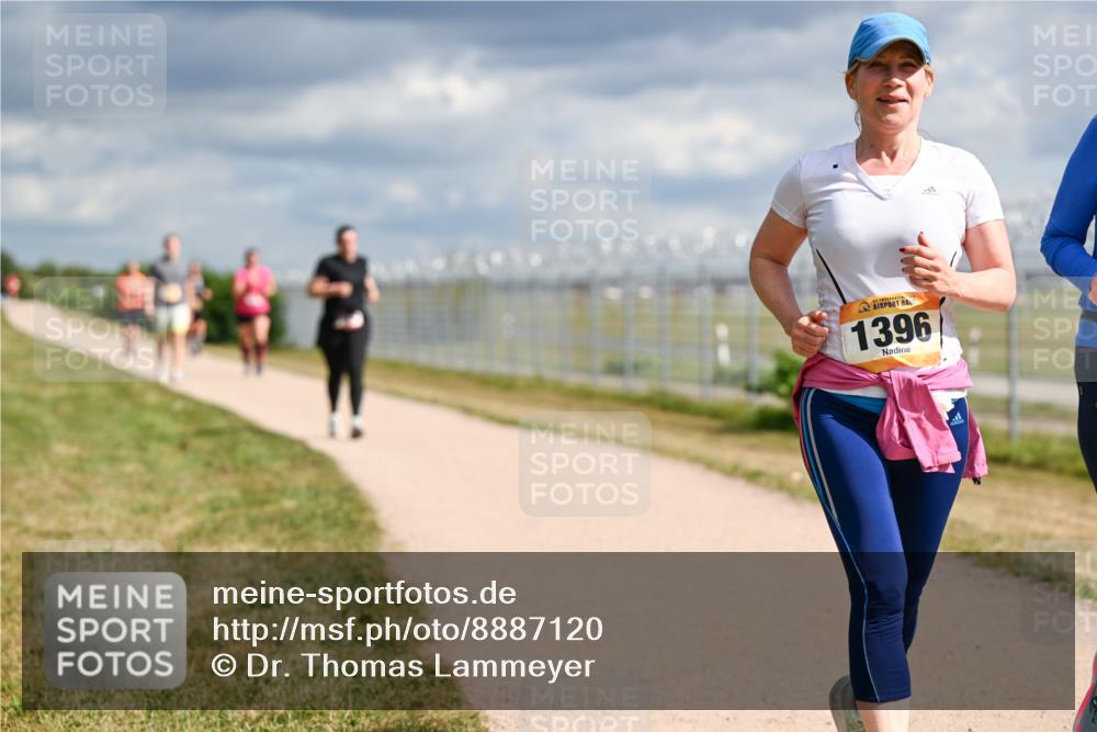 14.09.2025 - Airport Race Dr. Thomas Lammeyer http://msf.ph/oto/8887120 14.09.2025 12:49:19 Laufen 1396 meine-sportfotos.de