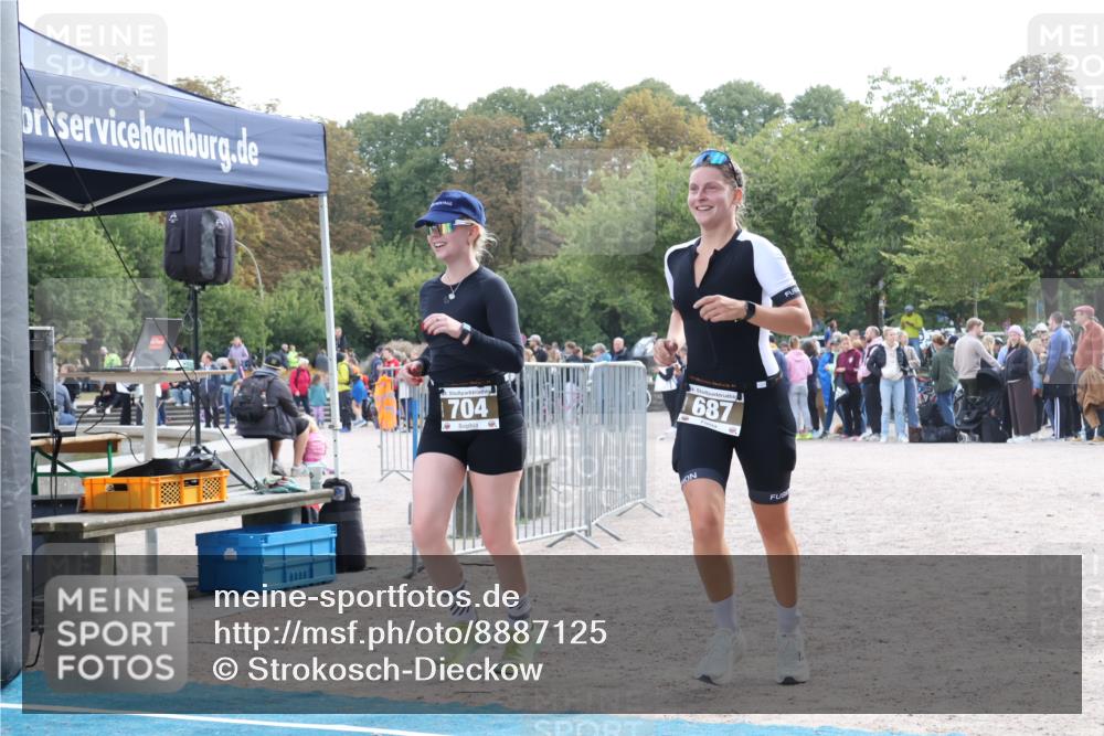 14.09.2025 - Stadtparktriathlon Strokosch-Dieckow http://msf.ph/oto/8887125 14.09.2025 11:33:59 Ziel 687, 704 meine-sportfotos.de