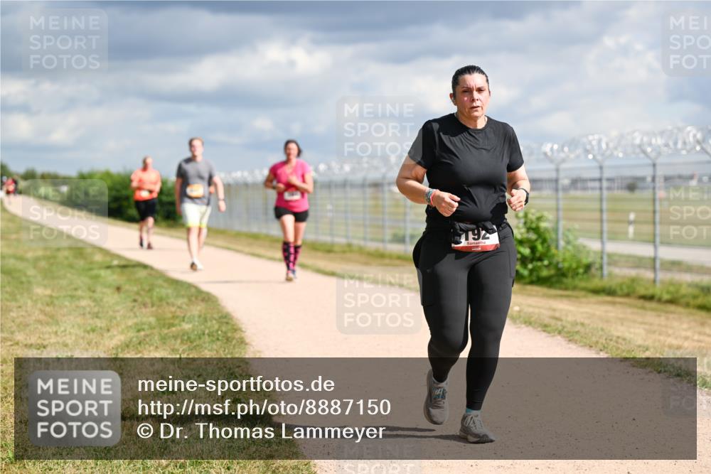 14.09.2025 - Airport Race Dr. Thomas Lammeyer http://msf.ph/oto/8887150 14.09.2025 12:49:26 Laufen 192 meine-sportfotos.de