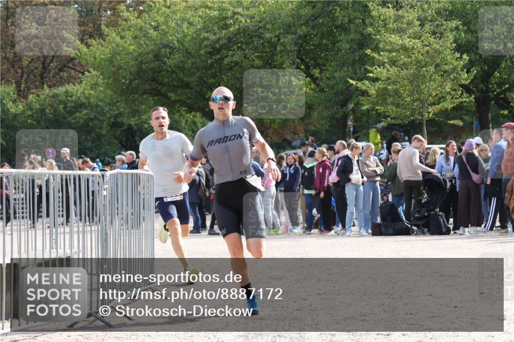 14.09.2025 - Stadtparktriathlon Strokosch-Dieckow http://msf.ph/oto/8887172 14.09.2025 11:34:33 Ziel 737, 782, 800, 804 meine-sportfotos.de