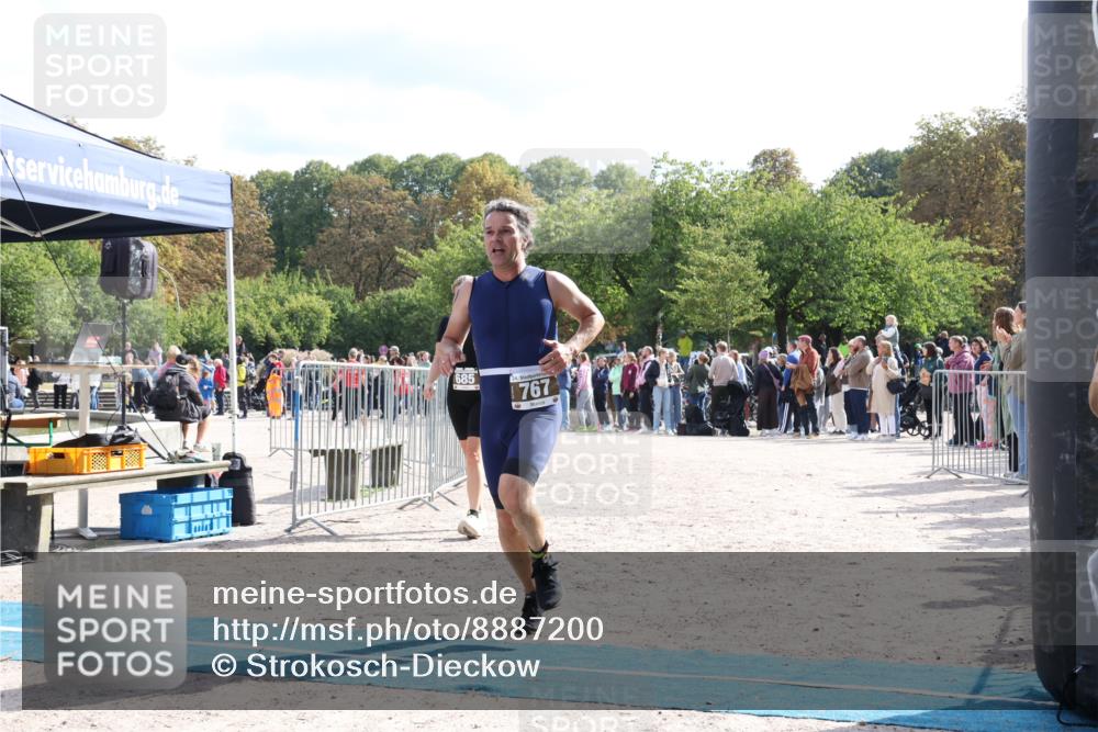 14.09.2025 - Stadtparktriathlon Strokosch-Dieckow http://msf.ph/oto/8887200 14.09.2025 11:34:57 Ziel 685, 767 meine-sportfotos.de