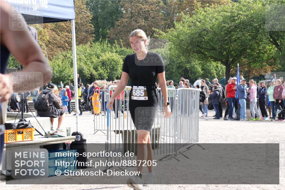 14.09.2025 - Stadtparktriathlon Strokosch-Dieckow http://msf.ph/oto/8887205 14.09.2025 11:34:58 Ziel 685, 767 meine-sportfotos.de