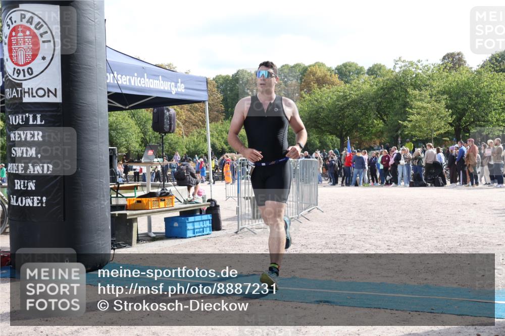 14.09.2025 - Stadtparktriathlon Strokosch-Dieckow http://msf.ph/oto/8887231 14.09.2025 11:35:08 Ziel 749 meine-sportfotos.de