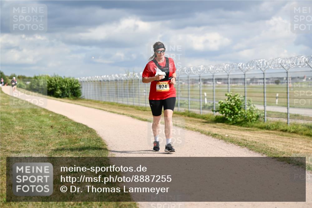 14.09.2025 - Airport Race Dr. Thomas Lammeyer http://msf.ph/oto/8887255 14.09.2025 12:50:10 Laufen 974 meine-sportfotos.de