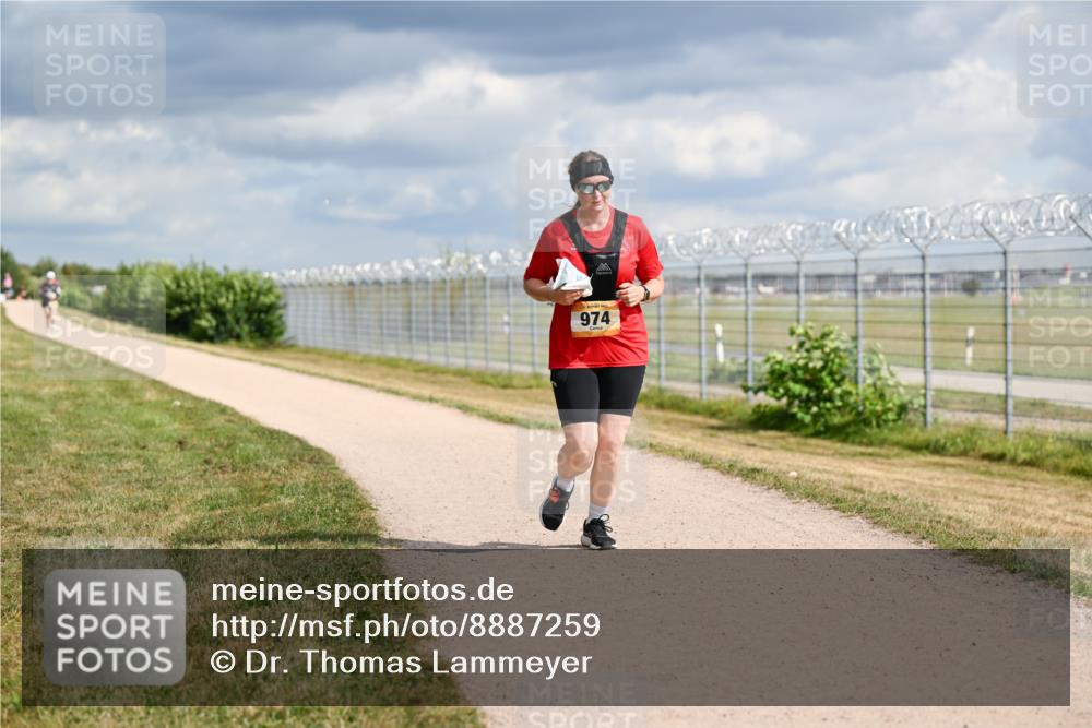 14.09.2025 - Airport Race Dr. Thomas Lammeyer http://msf.ph/oto/8887259 14.09.2025 12:50:11 Laufen 974 meine-sportfotos.de