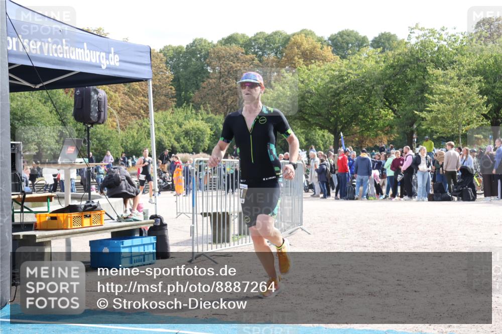 14.09.2025 - Stadtparktriathlon Strokosch-Dieckow http://msf.ph/oto/8887264 14.09.2025 11:35:23 Ziel 750, 752, 811 meine-sportfotos.de