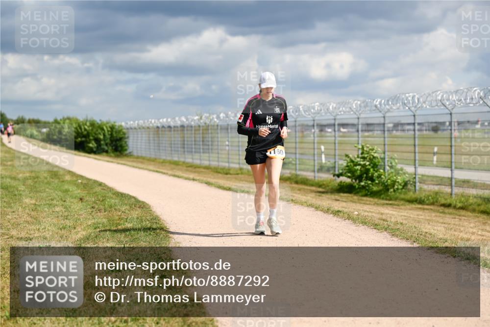 14.09.2025 - Airport Race Dr. Thomas Lammeyer http://msf.ph/oto/8887292 14.09.2025 12:50:42 Laufen 160 meine-sportfotos.de