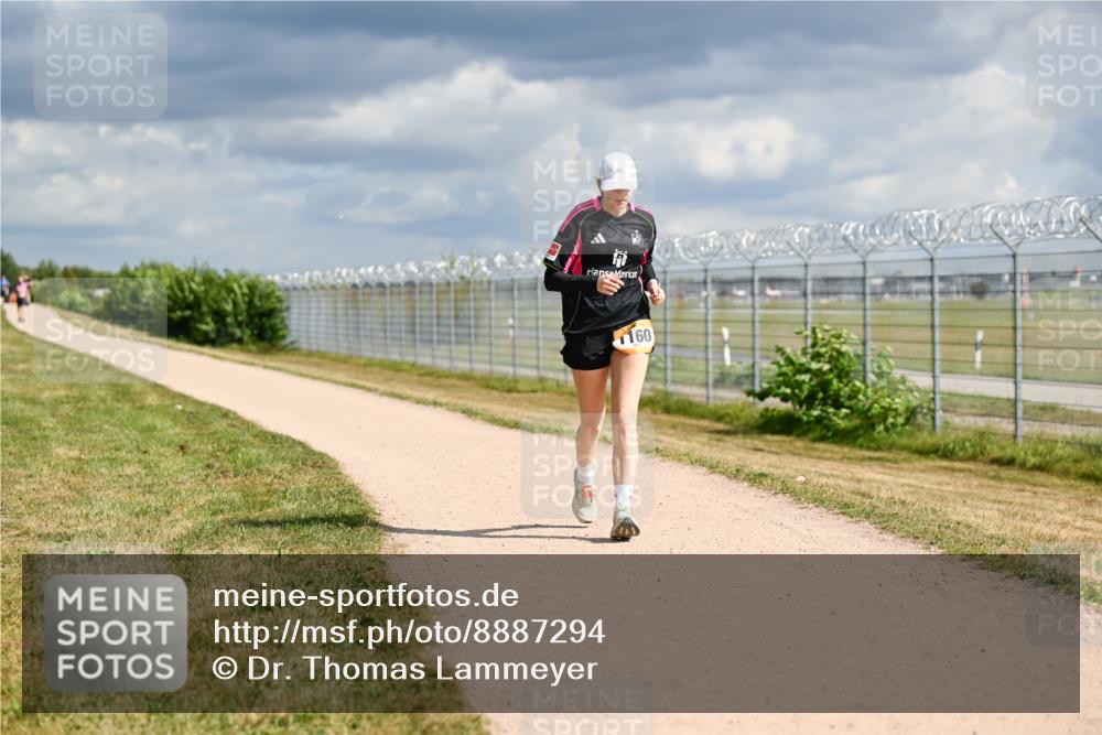 14.09.2025 - Airport Race Dr. Thomas Lammeyer http://msf.ph/oto/8887294 14.09.2025 12:50:42 Laufen 160 meine-sportfotos.de