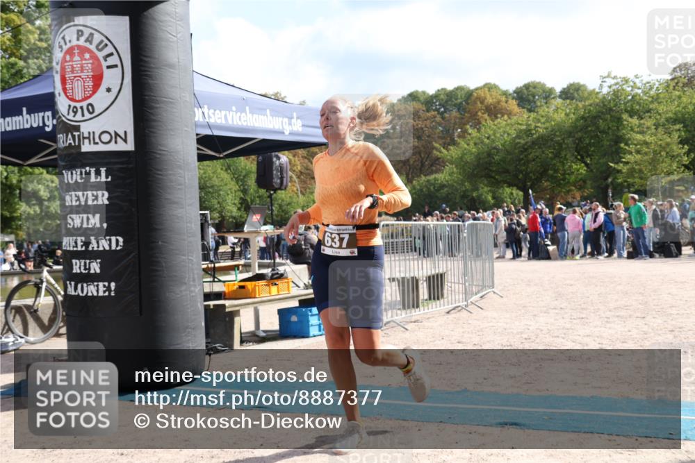 14.09.2025 - Stadtparktriathlon Strokosch-Dieckow http://msf.ph/oto/8887377 14.09.2025 11:36:49 Ziel 637 meine-sportfotos.de