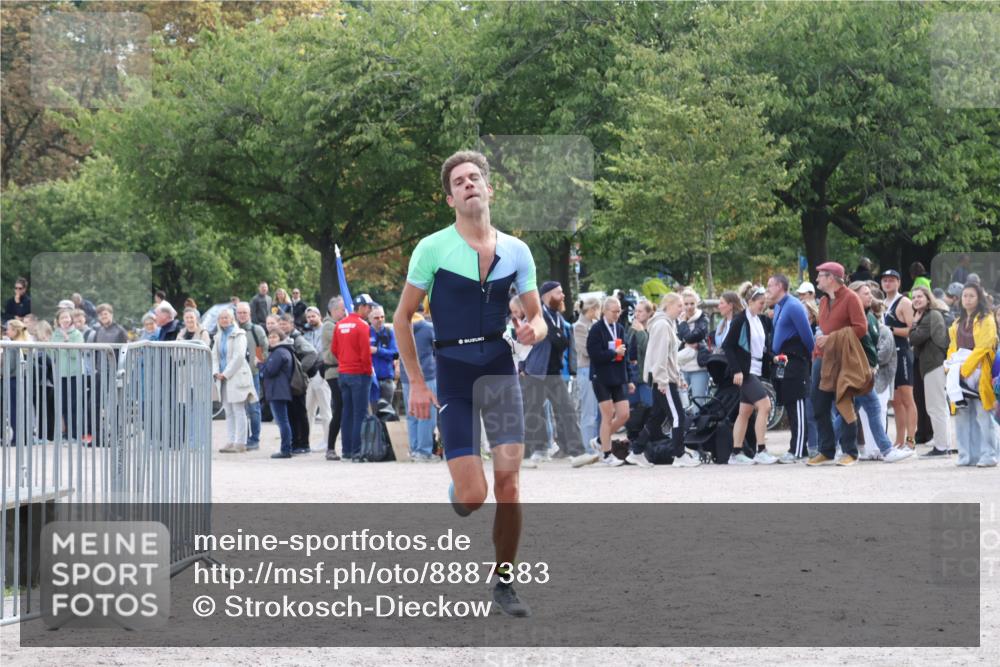 14.09.2025 - Stadtparktriathlon Strokosch-Dieckow http://msf.ph/oto/8887383 14.09.2025 11:37:11 Ziel 730 meine-sportfotos.de