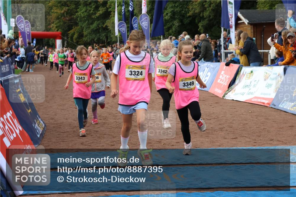 14.09.2025 - Airport Race Strokosch-Dieckow http://msf.ph/oto/8887395 14.09.2025 10:30:19 Ziel 3006, 3086, 3090, 3323, 3324, 3342, 3343, 3349, 3354, 3752 meine-sportfotos.de