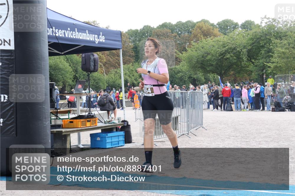 14.09.2025 - Stadtparktriathlon Strokosch-Dieckow http://msf.ph/oto/8887401 14.09.2025 11:37:54 Ziel 654, 753 meine-sportfotos.de