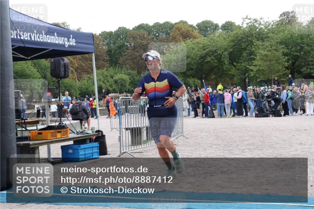 14.09.2025 - Stadtparktriathlon Strokosch-Dieckow http://msf.ph/oto/8887412 14.09.2025 11:38:07 Ziel 636, 787 meine-sportfotos.de