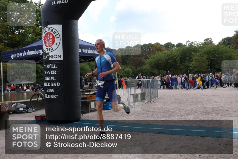 14.09.2025 - Stadtparktriathlon Strokosch-Dieckow http://msf.ph/oto/8887419 14.09.2025 11:38:13 Ziel 636, 758, 787 meine-sportfotos.de