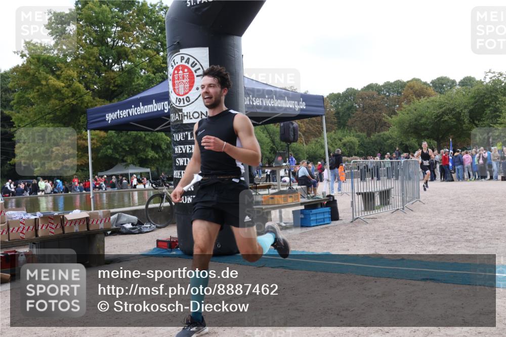 14.09.2025 - Stadtparktriathlon Strokosch-Dieckow http://msf.ph/oto/8887462 14.09.2025 11:39:27 Ziel 645, 766 meine-sportfotos.de