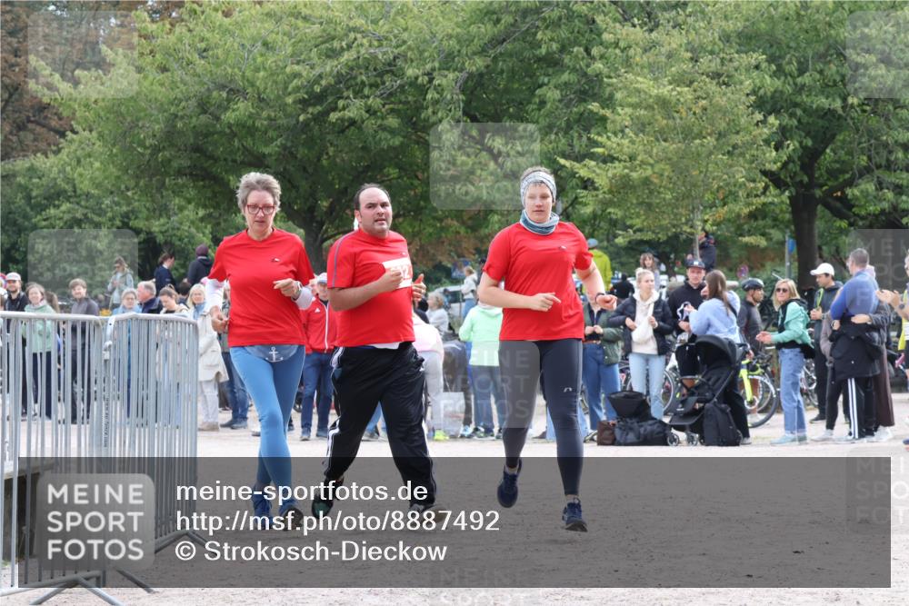 14.09.2025 - Stadtparktriathlon Strokosch-Dieckow http://msf.ph/oto/8887492 14.09.2025 11:41:42 Ziel 602, 781 meine-sportfotos.de