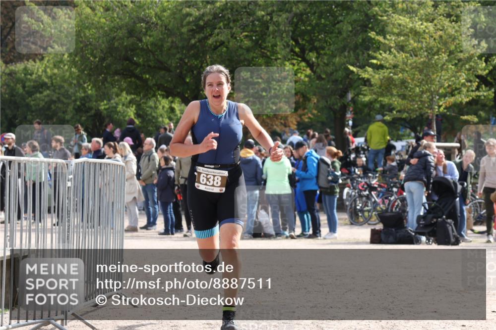 14.09.2025 - Stadtparktriathlon Strokosch-Dieckow http://msf.ph/oto/8887511 14.09.2025 11:42:16 Ziel 638, 723 meine-sportfotos.de
