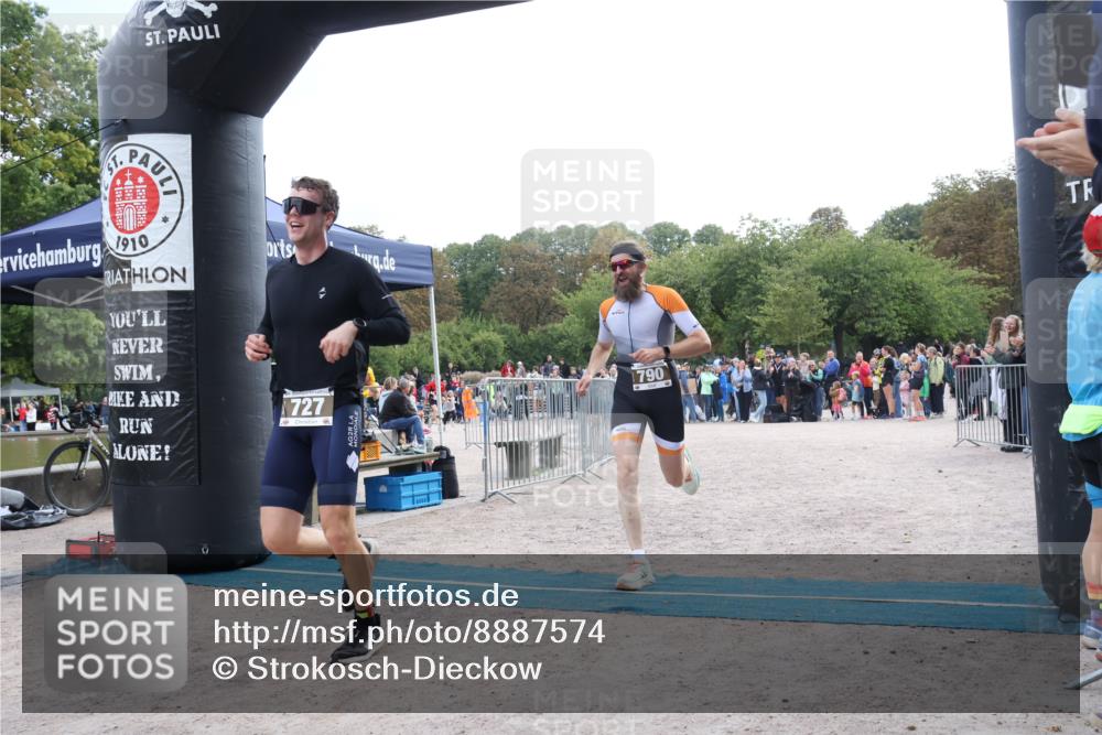 14.09.2025 - Stadtparktriathlon Strokosch-Dieckow http://msf.ph/oto/8887574 14.09.2025 11:43:10 Ziel 631, 686, 727, 790 meine-sportfotos.de