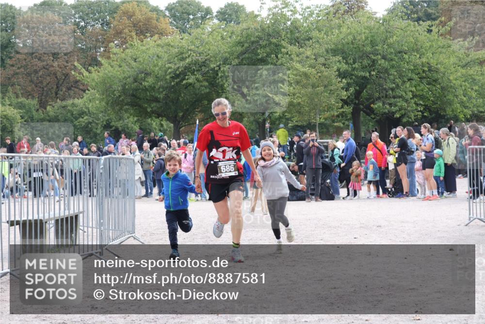 14.09.2025 - Stadtparktriathlon Strokosch-Dieckow http://msf.ph/oto/8887581 14.09.2025 11:43:14 Ziel 686, 727, 790 meine-sportfotos.de