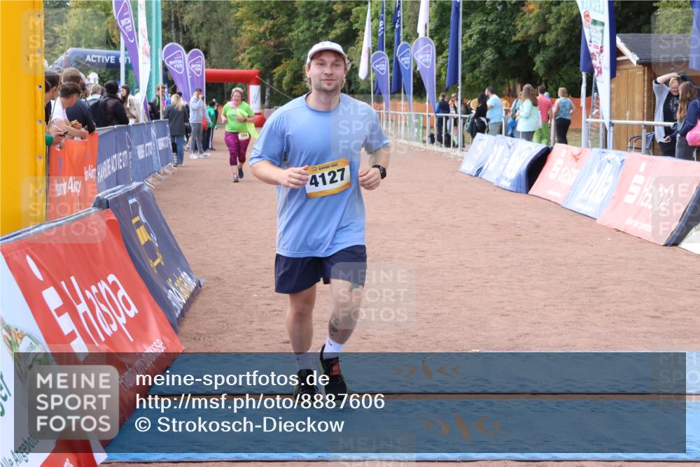 14.09.2025 - Airport Race Strokosch-Dieckow http://msf.ph/oto/8887606 14.09.2025 12:55:52 Ziel 394, 572, 2062, 2069, 4127 meine-sportfotos.de