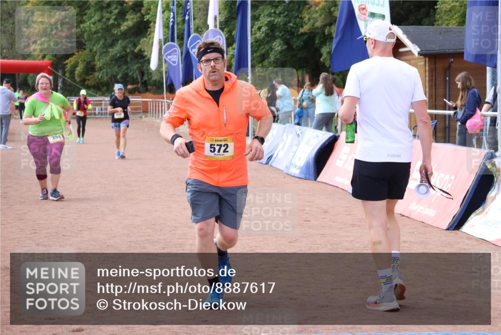 14.09.2025 - Airport Race Strokosch-Dieckow http://msf.ph/oto/8887617 14.09.2025 12:55:55 Ziel 394, 572, 4127 meine-sportfotos.de