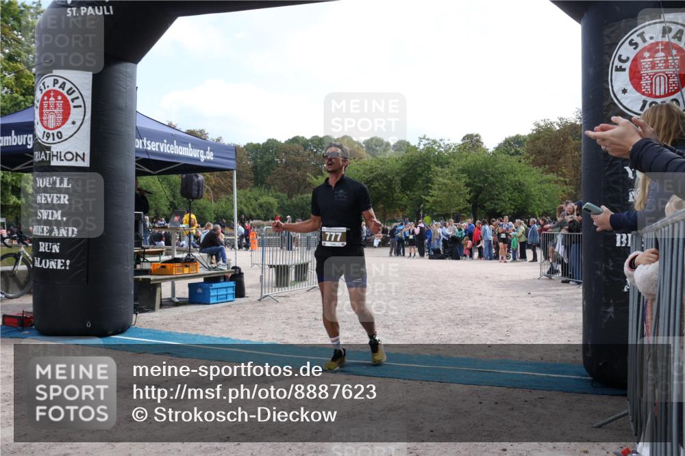 14.09.2025 - Stadtparktriathlon Strokosch-Dieckow http://msf.ph/oto/8887623 14.09.2025 11:44:42 Ziel 754, 777, 815 meine-sportfotos.de