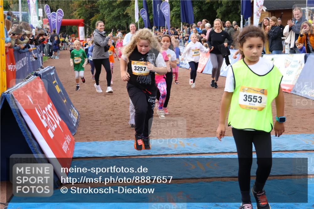 14.09.2025 - Airport Race Strokosch-Dieckow http://msf.ph/oto/8887657 14.09.2025 10:30:37 Ziel 3031, 3109, 3112, 3140, 3154, 3170, 3183, 3197, 3251, 3257, 3403, 3465, 3467, 3469, 3470, 3477, 3487, 3553, 3587, 3601 meine-sportfotos.de