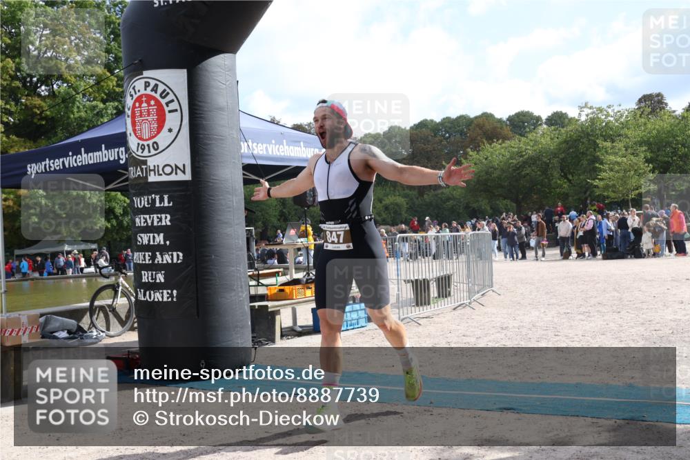 14.09.2025 - Stadtparktriathlon Strokosch-Dieckow http://msf.ph/oto/8887739 14.09.2025 11:48:38 Ziel 847 meine-sportfotos.de