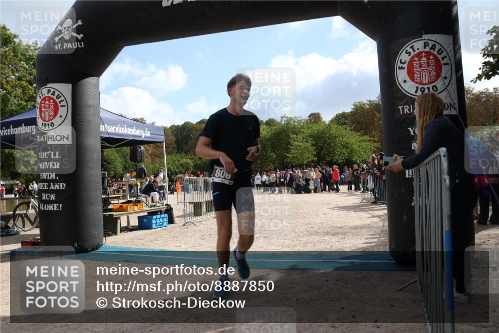14.09.2025 - Stadtparktriathlon Strokosch-Dieckow http://msf.ph/oto/8887850 14.09.2025 11:52:11 Ziel 806 meine-sportfotos.de