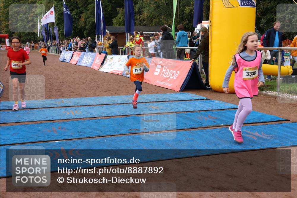 14.09.2025 - Airport Race Strokosch-Dieckow http://msf.ph/oto/8887892 14.09.2025 10:30:53 Ziel 3144, 3179, 3190, 3315, 3338, 3476, 3495, 3748 meine-sportfotos.de