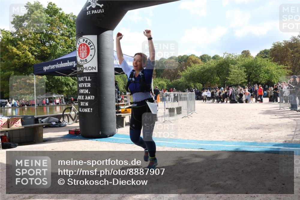 14.09.2025 - Stadtparktriathlon Strokosch-Dieckow http://msf.ph/oto/8887907 14.09.2025 11:53:37 Ziel 671 meine-sportfotos.de