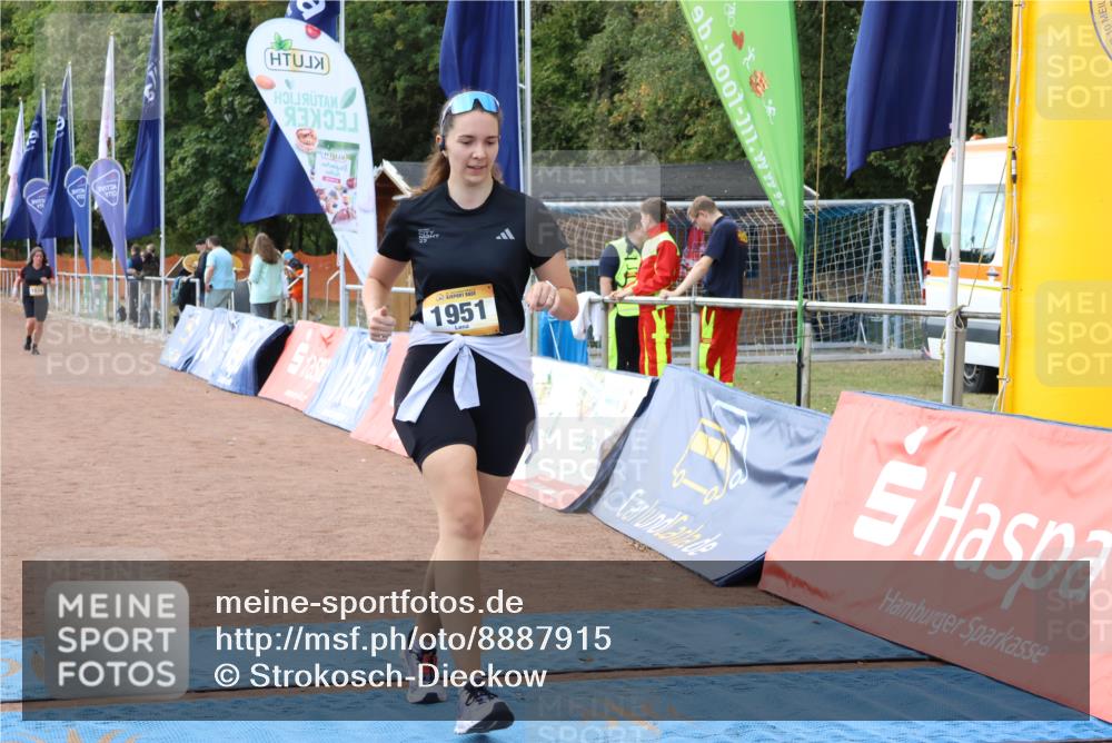 14.09.2025 - Airport Race Strokosch-Dieckow http://msf.ph/oto/8887915 14.09.2025 12:57:10 Ziel 1263, 1834, 1951 meine-sportfotos.de