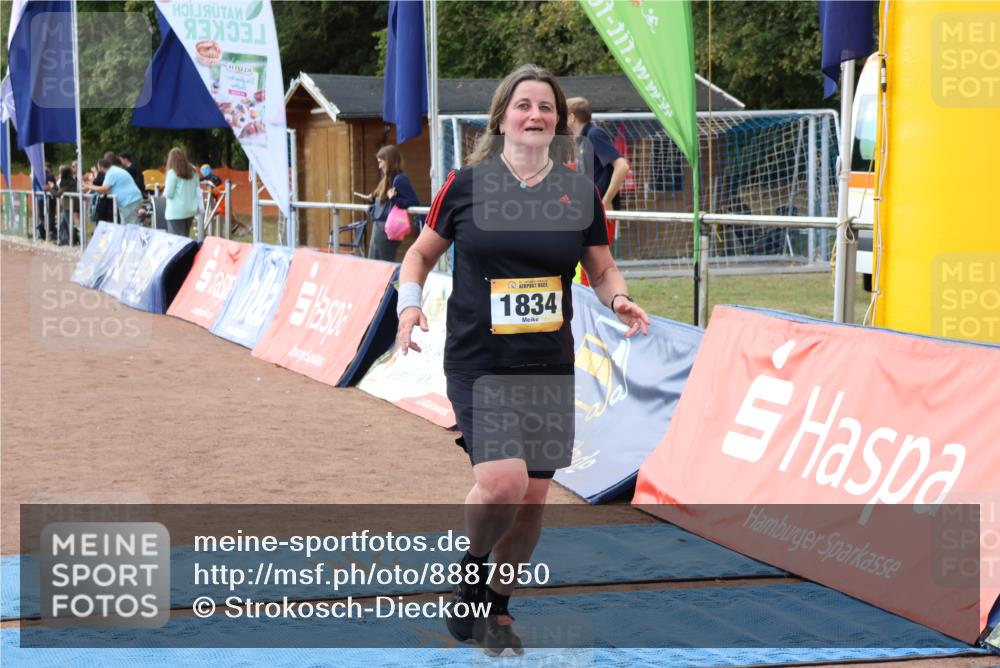 14.09.2025 - Airport Race Strokosch-Dieckow http://msf.ph/oto/8887950 14.09.2025 12:57:20 Ziel 691, 1718, 1834 meine-sportfotos.de