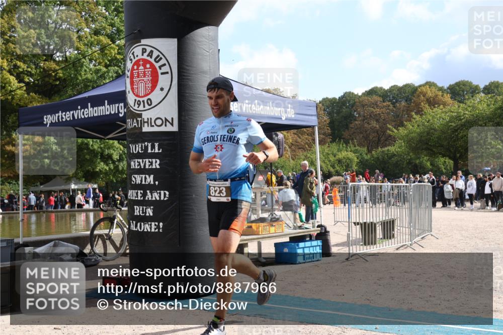 14.09.2025 - Stadtparktriathlon Strokosch-Dieckow http://msf.ph/oto/8887966 14.09.2025 11:55:31 Ziel 823 meine-sportfotos.de