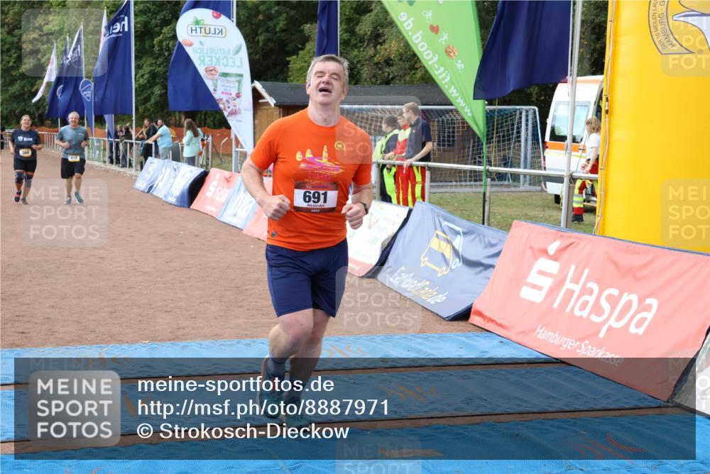 14.09.2025 - Airport Race Strokosch-Dieckow http://msf.ph/oto/8887971 14.09.2025 12:57:29 Ziel 368, 473, 691, 1718 meine-sportfotos.de