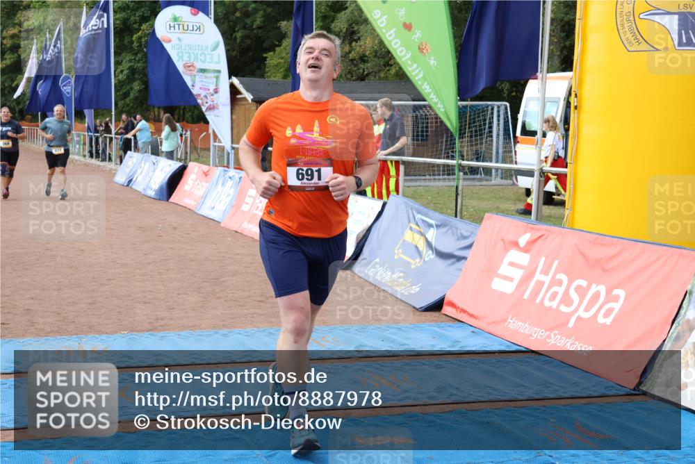14.09.2025 - Airport Race Strokosch-Dieckow http://msf.ph/oto/8887978 14.09.2025 12:57:29 Ziel 368, 473, 691, 1718 meine-sportfotos.de
