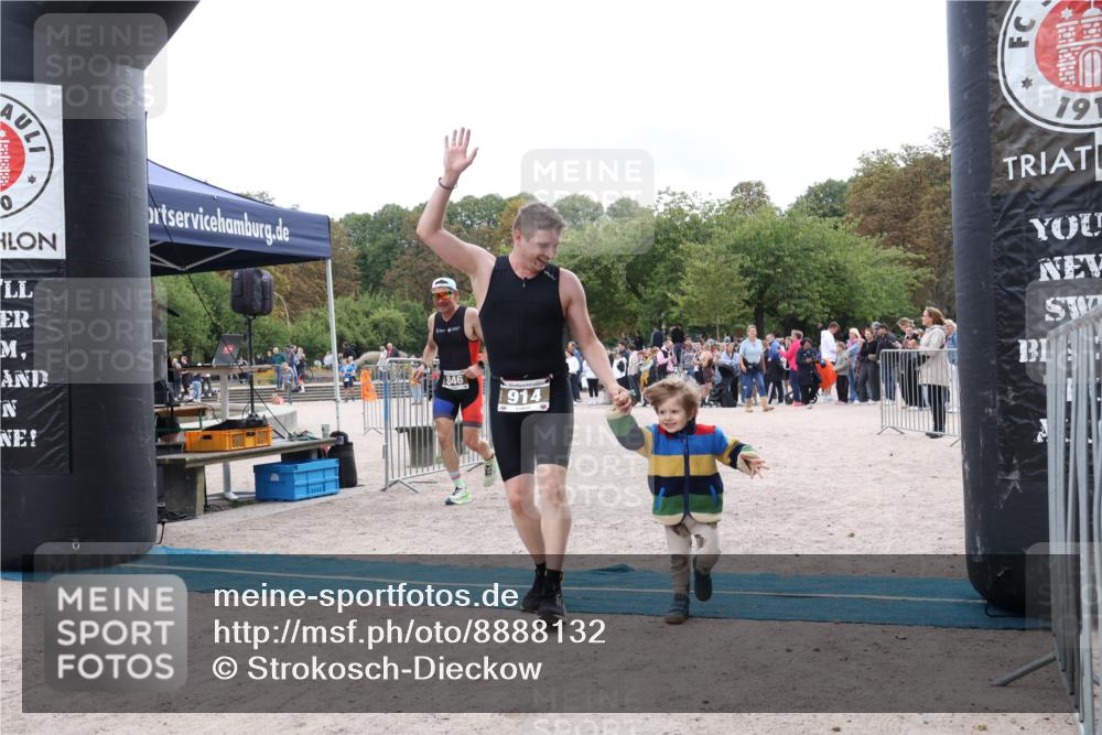 14.09.2025 - Stadtparktriathlon Strokosch-Dieckow http://msf.ph/oto/8888132 14.09.2025 12:00:33 Ziel 724, 846, 914 meine-sportfotos.de