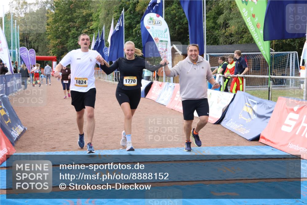 14.09.2025 - Airport Race Strokosch-Dieckow http://msf.ph/oto/8888152 14.09.2025 12:58:12 Ziel 165, 1824, 2131 meine-sportfotos.de
